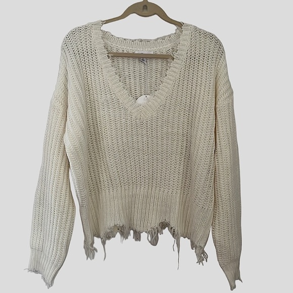 MACARON Sweaters - NWT MACARON Shrug Sweater ~ Size: L